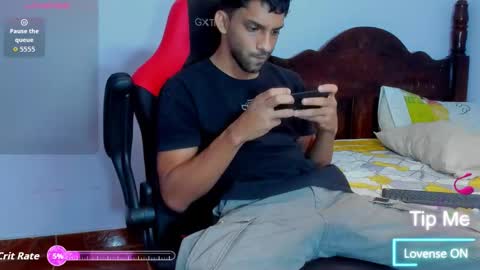 mike_shelby21 online show from January 19, 2026, 2:26 am