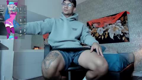 Snapshot of mike_wills3 chatting on October 31, 2025, 9:10 am Mike online show from October 31, 2025, 9:10 am