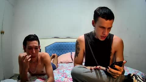 Hot Buns online show from April 10, 2026, 12:43 pm