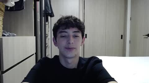 Snapshot of mikebelf4 chatting on March 3, 2025, 2:36 am Mikebelf4 online show from March 3, 2025, 2:36 am
