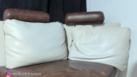 mikeblaree online show from November 11, 2025, 4:12 am