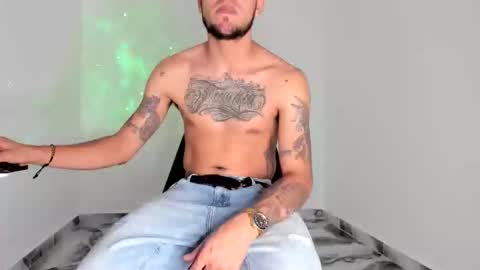 Snapshot of mikee_scooth chatting on February 19, 2026, 6:09 am mikee_scooth online show from February 19, 2026, 6:09 am