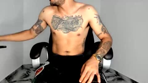 Snapshot of mikee_scooth chatting on June 10, 2026, 11:09 am mikee_scooth online show from June 10, 2026, 11:09 am