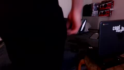 Snapshot of mikegbeme420 chatting on October 4, 2025, 10:02 am Mike online show from October 4, 2025, 10:02 am