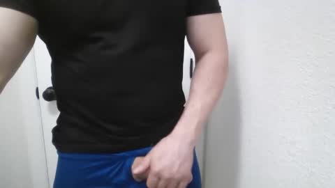 Snapshot of mikehannigan123 chatting on February 12, 2026, 8:42 am mikehannigan123 online show from February 12, 2026, 8:42 am