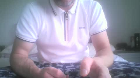 Snapshot of mikehockishuge9 chatting on September 27, 2025, 9:36 am mikehockishuge9 online show from September 27, 2025, 9:36 am