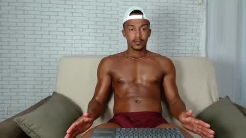 Snapshot of mikejaybr chatting on January 17, 2025, 4:04 pm Mike Jay online show from January 17, 2025, 4:04 pm