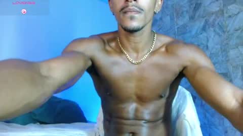 Snapshot of mikejaybr chatting on October 13, 2025, 10:32 pm Mike Jay online show from October 13, 2025, 10:32 pm