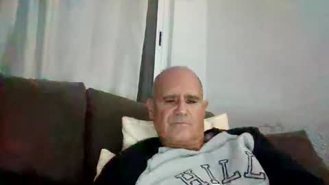 Snapshot of mikereef chatting on March 8, 2025, 10:02 pm mikereef online show from March 8, 2025, 10:02 pm
