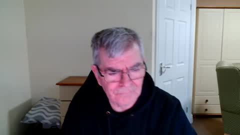 mikespait online show from November 5, 2025, 8:58 am