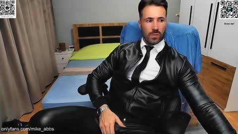 Mike    online show from October 1, 2025, 6:36 pm