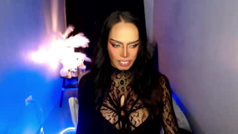 Mistress MikeyAlawi online show from May 28, 2026, 10:34 am