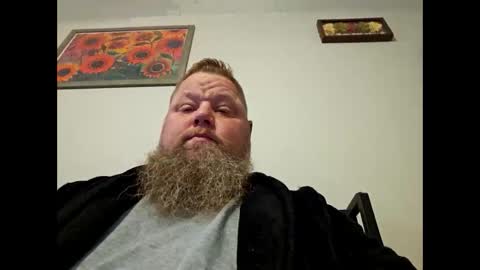 Mikeybanks50 online show from December 4, 2025, 6:49 pm