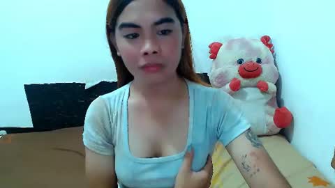 Snapshot of mikhaylaanderson chatting on June 9, 2026, 2:01 am Mikhayla online show from June 9, 2026, 2:01 am