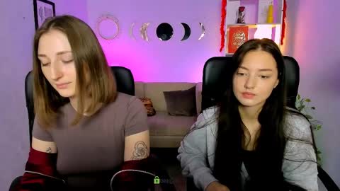 Miki online show from April 14, 2026, 5:46 am