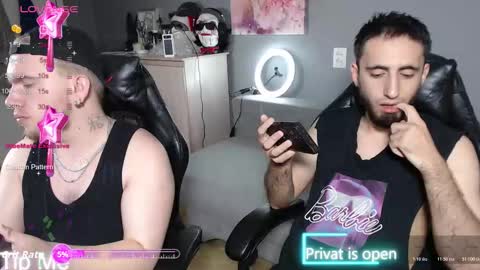 Snapshot of mikiien chatting on October 18, 2025, 11:00 am MIKI ENN ALEKS online show from October 18, 2025, 11:00 am