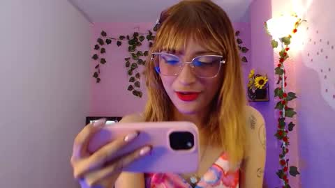 Mikka 3 online show from November 13, 2025, 1:21 pm