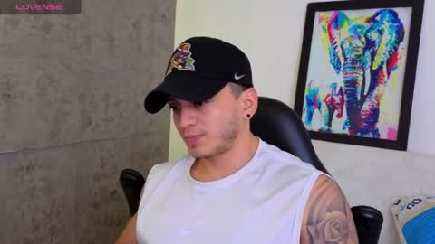 Snapshot of mikke_love chatting on May 9, 2026, 2:00 pm MIKKE online show from May 9, 2026, 2:00 pm