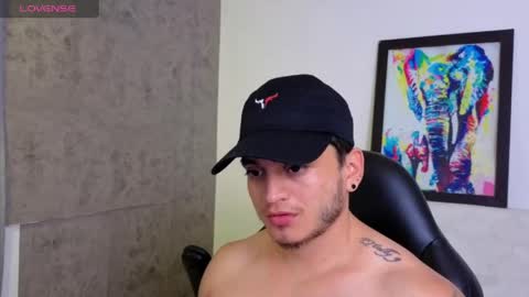 Snapshot of mikke_love chatting on June 3, 2026, 1:46 pm MIKKE online show from June 3, 2026, 1:46 pm