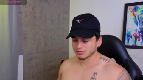 Snapshot of mikke_love chatting on June 12, 2026, 1:43 pm MIKKE online show from June 12, 2026, 1:43 pm