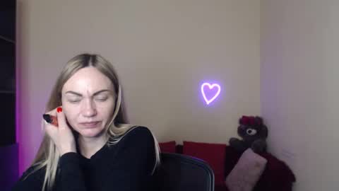 Adalina online show from April 18, 2026, 7:07 pm