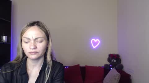 Adalina online show from June 3, 2026, 2:33 pm