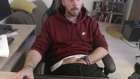 mikmik91 online show from March 13, 2026, 4:13 pm