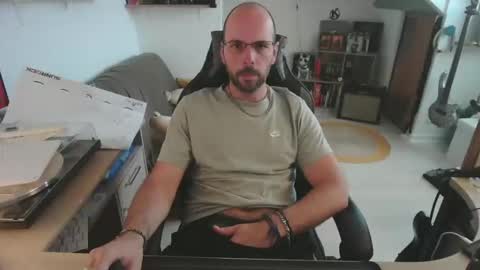 mikmik91 online show from June 8, 2026, 3:01 pm