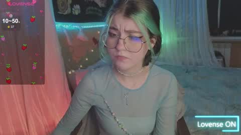 Miko online show from February 12, 2026, 7:31 pm