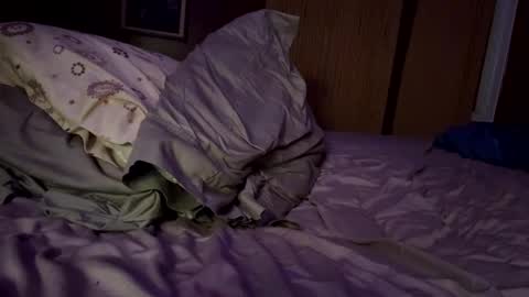 mil8207 online show from September 14, 2025, 9:52 am