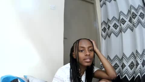 Snapshot of mil_milon chatting on June 30, 2026, 4:19 pm Milo online show from June 30, 2026, 4:19 pm
