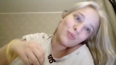 Mila 420 online show from March 29, 2026, 10:10 pm