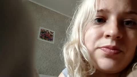 Snapshot of mila_420 chatting on July 12, 2026, 9:44 am Mila 420 online show from July 12, 2026, 9:44 am