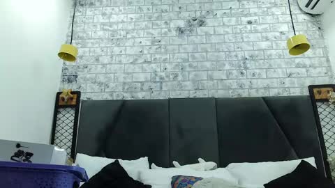 Snapshot of mila_adamss chatting on January 13, 2025, 10:58 am mila_adamss online show from January 13, 2025, 10:58 am