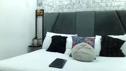 Snapshot of mila_adamss chatting on February 19, 2025, 11:06 am mila_adamss online show from February 19, 2025, 11:06 am