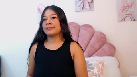 mila_adamss online show from May 31, 2026, 10:55 am