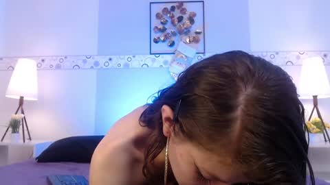 Mila  online show from December 26, 2024, 8:21 pm