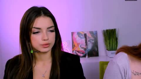 Snapshot of mila_glow chatting on September 13, 2025, 8:58 am mila_glow online show from September 13, 2025, 8:58 am