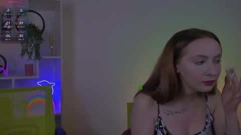 Snapshot of mila_glow chatting on September 20, 2025, 1:28 am mila_glow online show from September 20, 2025, 1:28 am