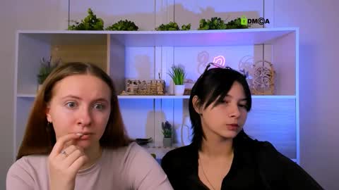 mila_glow online show from October 5, 2025, 8:34 am