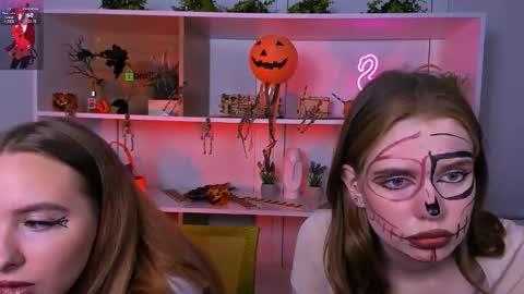 mila_glow online show from October 29, 2025, 8:43 pm