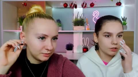 mila_glow online show from January 16, 2026, 6:39 am