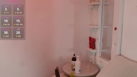 Mila  Max online show from November 16, 2025, 12:55 pm