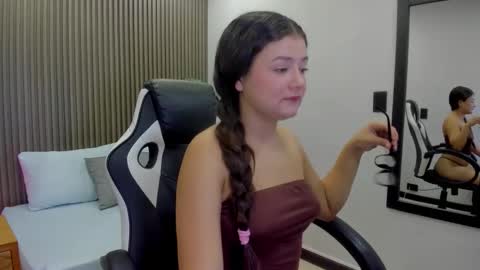 mila_pinkett online show from February 24, 2026, 7:23 pm