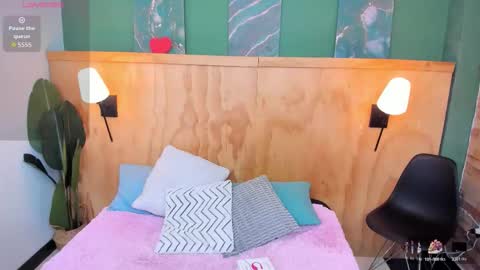 Snapshot of mila_samy chatting on November 4, 2025, 12:15 pm Mila and samy online show from November 4, 2025, 12:15 pm