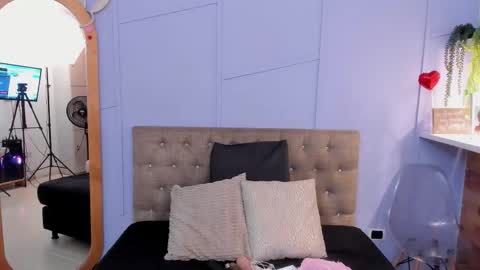 Snapshot of mila_samy chatting on November 16, 2025, 11:38 am Mila and samy online show from November 16, 2025, 11:38 am