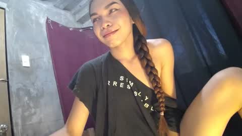 mila_seductressxx online show from June 16, 2026, 12:46 am
