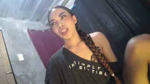mila_seductressxx online show from June 26, 2026, 1:21 am