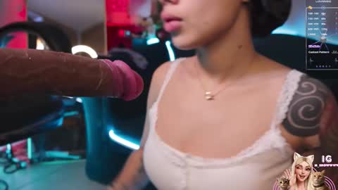 Snapshot of mila_snoow chatting on February 18, 2026, 11:39 am M I L A online show from February 18, 2026, 11:39 am