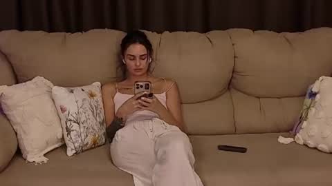 Snapshot of milaasweety chatting on July 28, 2026, 5:34 pm Mila online show from July 28, 2026, 5:34 pm